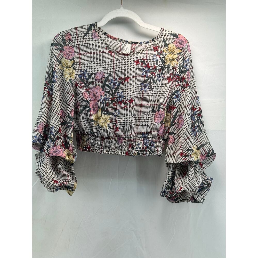 Live 4 Truth women’s S floral crop blouse balloon sleeves
